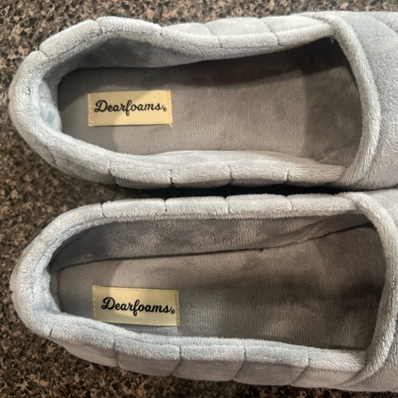 Dearfoams Nova Quilted Velour Closed Back, Color Grey(Size L) - Picture 6 of 8